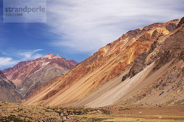 Buntes Wüstental in den Anden; Argentinien'.