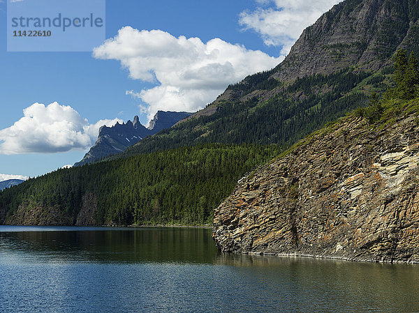 Upper Waterton Lake  Waterton Lakes National Park; Alberta  Kanada'.