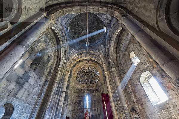 Innenhof des Klosters Haghpat aus dem 11. Jahrhundert  UNESCO-Weltkulturerbe  Haghpat  Provinz Lori  Armenien  Kaukasus  Asien