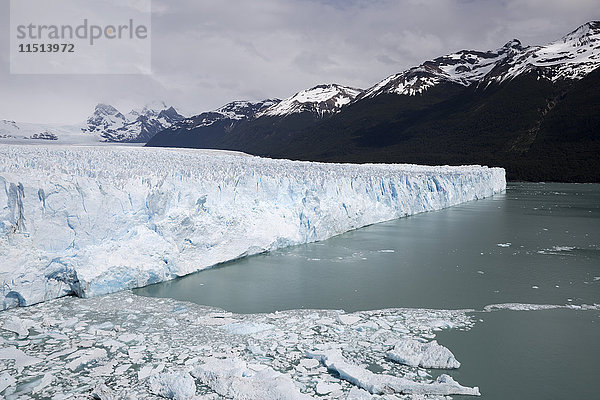 Perito-Moreno-Gletscher am Lago Argentino  El Calafate  Parque Nacional Los Glaciares  UNESCO-Welterbe  Patagonien  Argentinien  Südamerika