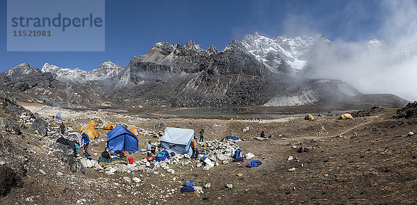 Nepal  Himalaya  Khumbu  Everest-Region  Renjo La  Basislager