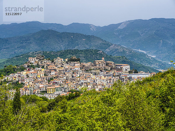 Italien  Sizilien  Bergdorf Castiglione di Sicilia