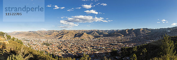 Peru  Anden  Cusco  Stadtbild von der Cristo Blanco Statue aus gesehen