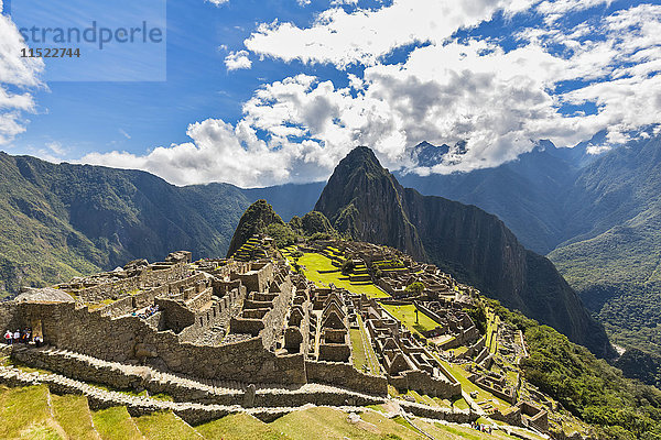 Peru  Anden  Urubamba-Tal  Machu Picchu mit Berg Huayna Picchu