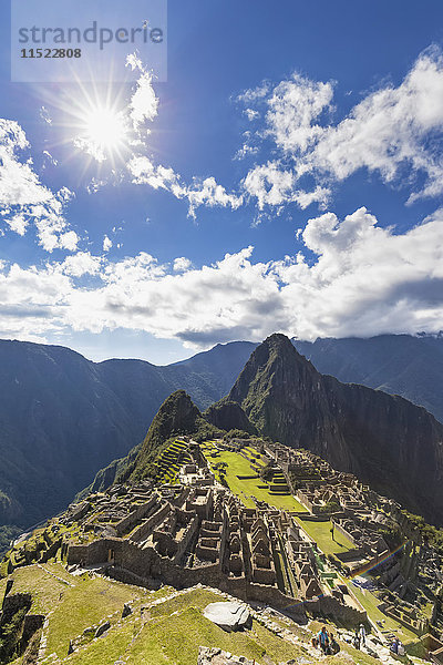 Peru  Anden  Urubamba-Tal  Machu Picchu mit Berg Huayna Picchu