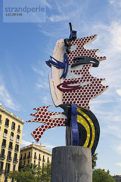 Spanien  Katalonien  Barcelona  die von Roy Lichtenstein entworfene Cara de Barcelona.