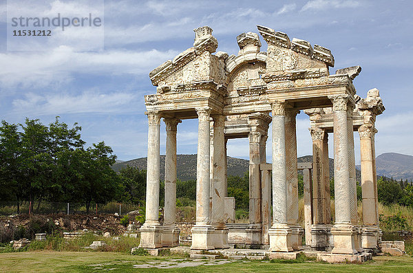 Türkei  Provinz Aydin (Gebiet von Denizli)  Geyre  archäologische Stätte von Aphrodisias  das Tetrapylon