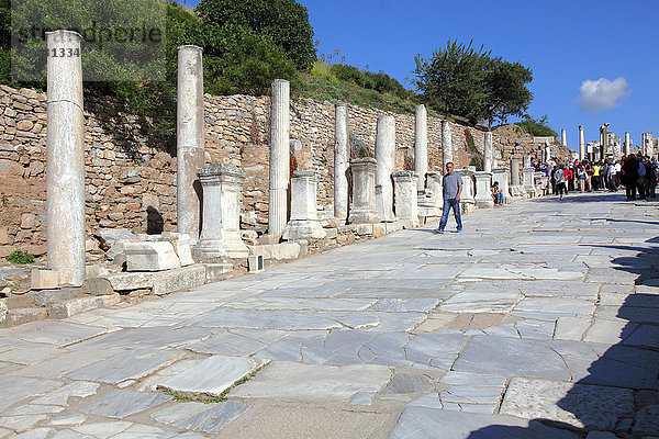 Türkei  Provinz Izmir  Selcuk  archäologische Stätte von Ephesus  kleine Höfe Straße