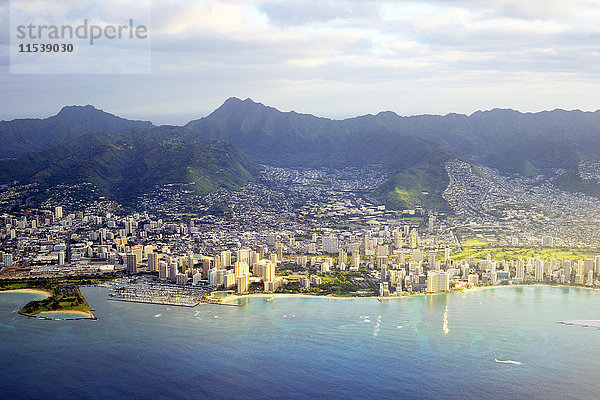 USA  Hawaii  Honolulu  Waikiki im Morgenlicht