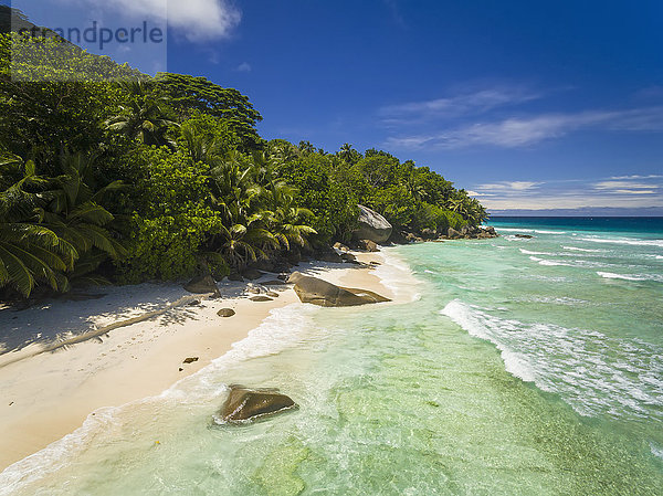 Seychellen  Silhouette Insel  Anse La Passe  Presidentel Strand