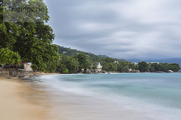 Seychellen  Indischer Ozean  Mahe Island  Glacis Beach