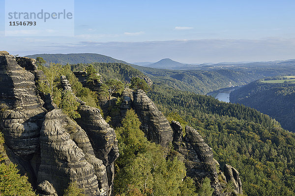 Deutschland  Sachsen  Nationalpark Sächsische Schweiz  Blick vom Aussichtspunkt Schrammsteine  Elbsandsteingebirge