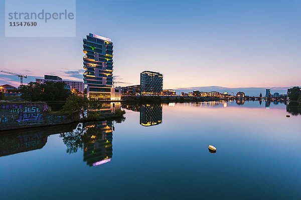 Berlin  Spree am Abend