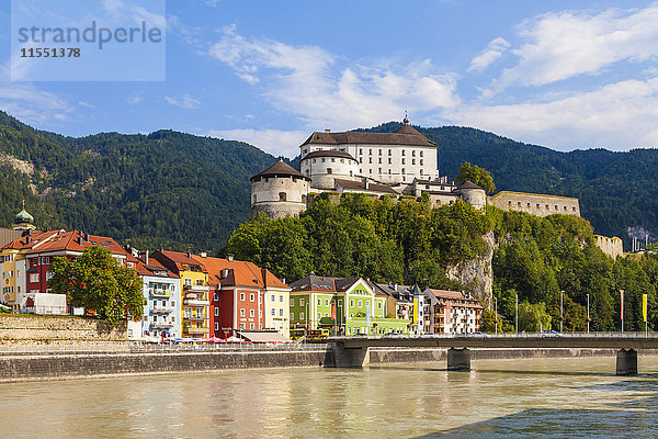 Österreich  Tirol  Kufstein  Festung über dem Inn und der Altstadt