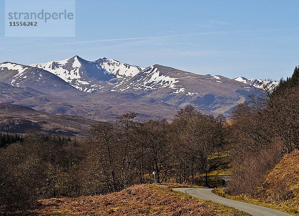 Blick auf Stob Ban und die Grey Corries  Roy Bridge  Highlands  Schottland  Vereinigtes Königreich  Europa