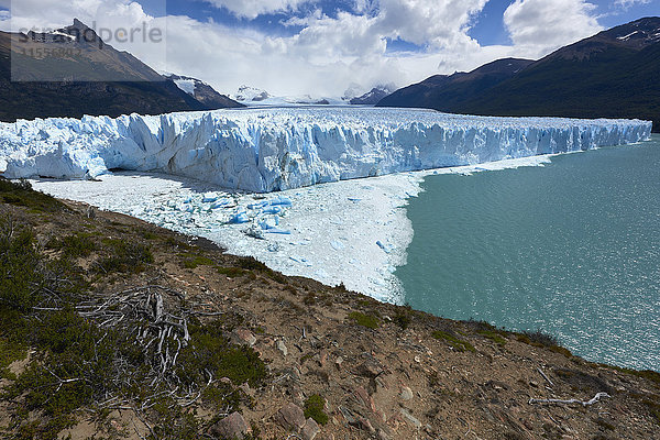 Perito-Moreno-Gletscher im Parque Nacional de los Glaciares (Nationalpark Los Glaciares)  UNESCO-Welterbe  Patagonien  Argentinien  Südamerika