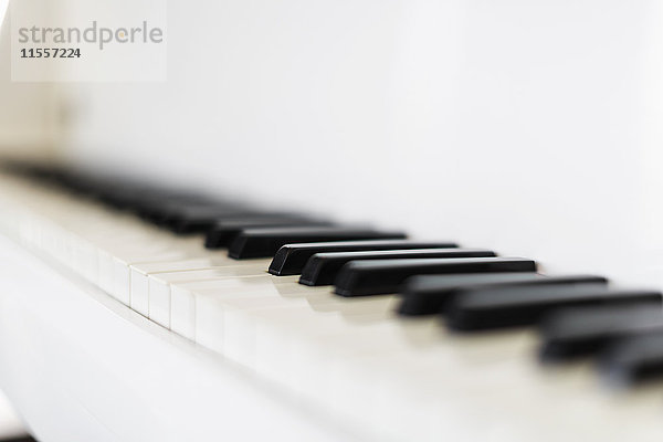 Close up schwarz und weiß Klaviertasten