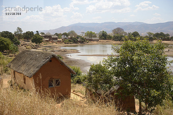 Madagaskar  Ferienhaus im Dorf Tsinjoarivo Imanga