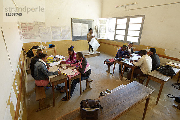 Madagaskar  Fianarantsoa  Jugendliche in der Lehrerausbildung