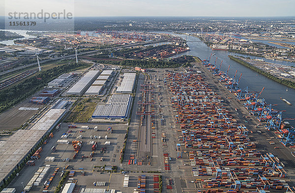 Deutschland  Hamburg  Luftaufnahme Containerterminal Altenwerder