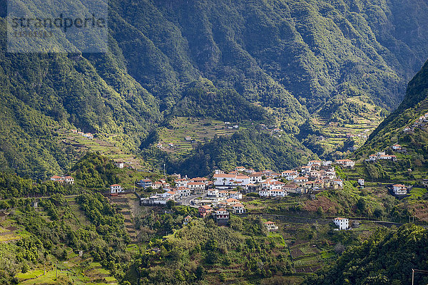 Portugal  Madeira  Bergdörfer an der Nordküste