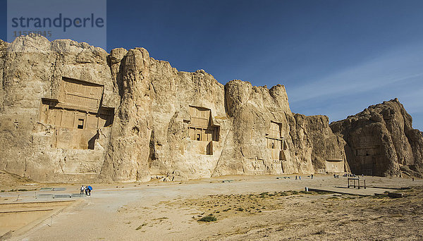 Gräber von Darius II  Artaxerxes I  Darius I und Xerxes I; Naqsh-e Rustam  Provinz Fars  Iran'.