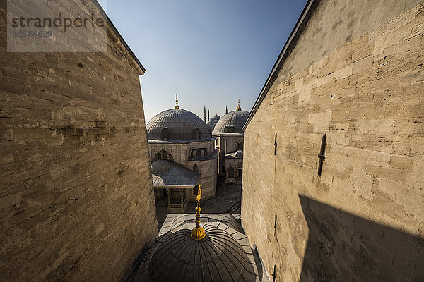 Kleine Kuppeln der Hagia Sophia; Istanbul  Türkei'.