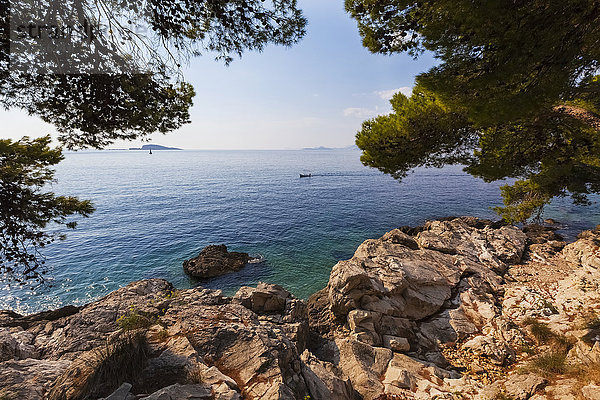 Blick von der felsigen Küste von Cavtat; Cavtat  Kroatien'.