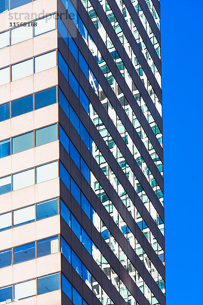 USA  Bundesstaat New York  New York City  Detail der Fassade eines Bürogebäudes