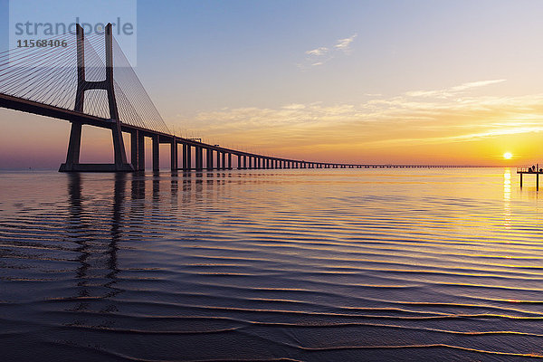 Portugal  Lissabon  Vasco-da-Gama-Brücke