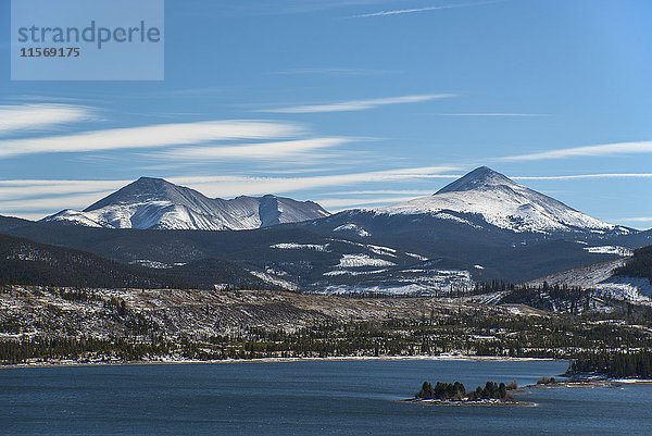 USA  Colorado  Blick auf Tenmile Range über Dillon Reservoir