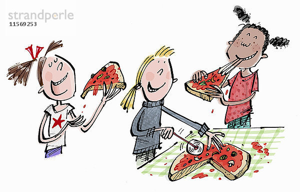 Fröhliche Mädchen teilen sich eine Pizza