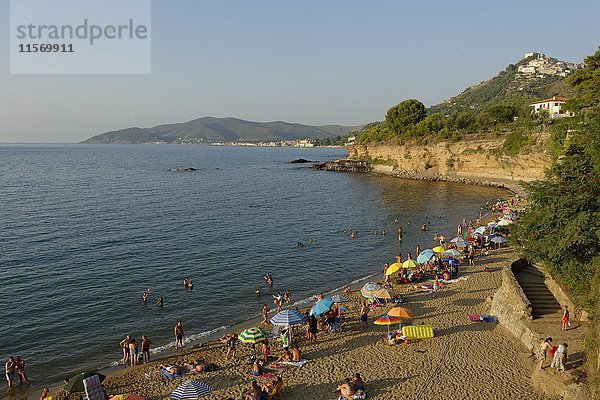 Strand  San Marco di Castellabate  Nationalpark Cilento  Provinz Salerno  Kampanien  Italien  Europa