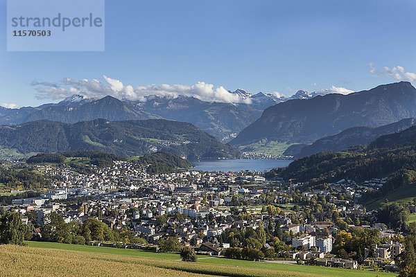 Blick vom Sonnenberg auf Kriens  Luzern  Schweiz  Europa