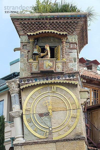 Uhrenturm des Gabriadze-Puppentheaters  Tiflis  Georgien  Asien