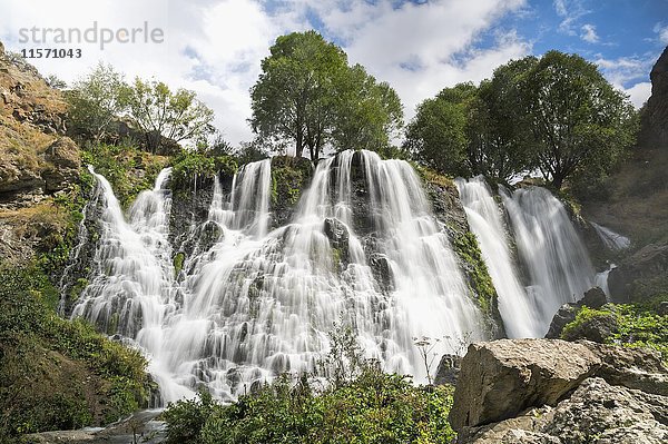 Shaki-Wasserfall  Stadt Sisian  Provinz Syunik  Armenien  Kaukasus  Asien