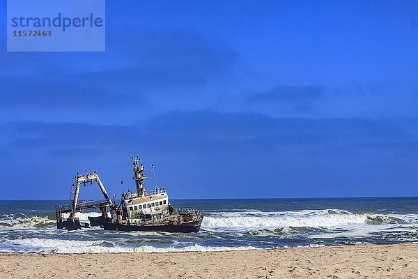 Schiffswrack Zeila  Henties Bay  Atlantischer Ozean  Erongo-Region  Namibia  Afrika