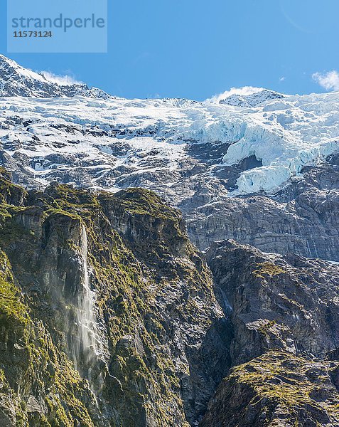 Wasserfall  Rob Roy Gletscher  Mount Aspiring National Park  Otago  Südland  Neuseeland  Ozeanien