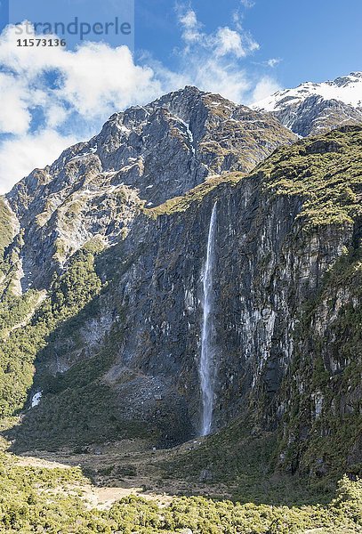 Wasserfall  Rob Roy Gletscher  Mount Aspiring National Park  Otago  Südland  Neuseeland  Ozeanien