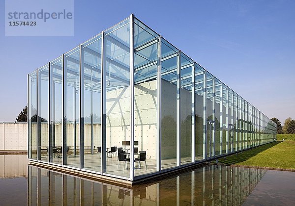 Kunstmuseum und Langen Foundation  Architekt Tadao Ando  Neuss  Niederrhein  Nordrhein-Westfalen  Deutschland  Europa