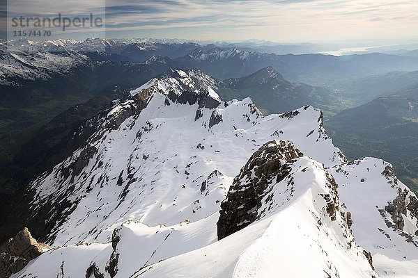 Blick auf die Appenzeller Alpen  Blick vom Säntis  Alpstein  Schweiz  Europa