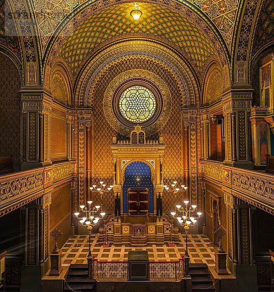 Bima  Altar  Spanische Synagoge  Innenaufnahme  Josefov  Jüdisches Viertel  Prag  Böhmen  Tschechische Republik  Europa
