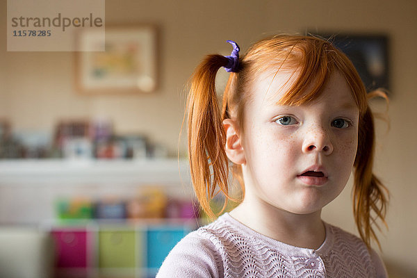 Bildnis eines jungen Mädchens mit roten Haaren