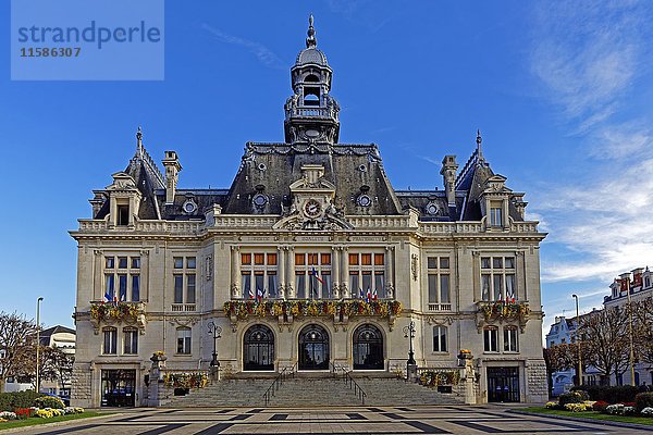 Rathaus  Vichy  Auvergne-Rhône-Alpes  Frankreich  Europa
