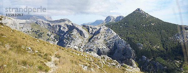 Spanien  Mallorca  Soller  Serra de Tramuntana  Pilgerweg durch den Wildbach
