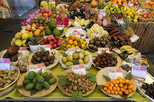 Exotische Früchte  Auslage  Viktualienmarkt  München  Oberbayern  Bayern  Deutschland  Europa