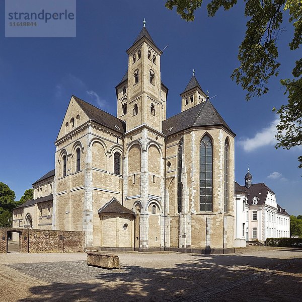 Klosterbasilika St. Andreas  Kloster Knechtsteden  Dormagen  Niederrhein  Nordrhein-Westfalen  Deutschland  Europa