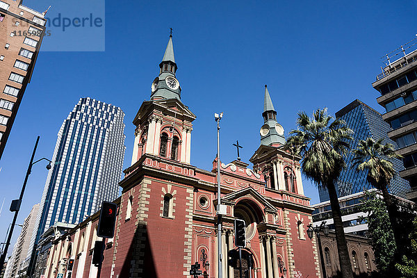 Gebäude mit Niedrigwinkelansicht  Santiago de Chile  Chile