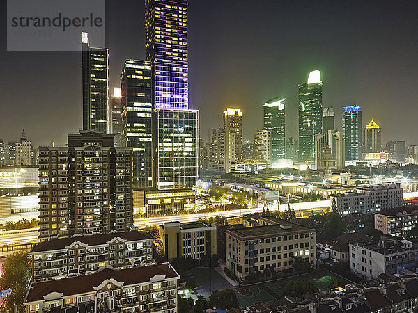 Jing An Bezirk bei Nacht  Shanghai  China
