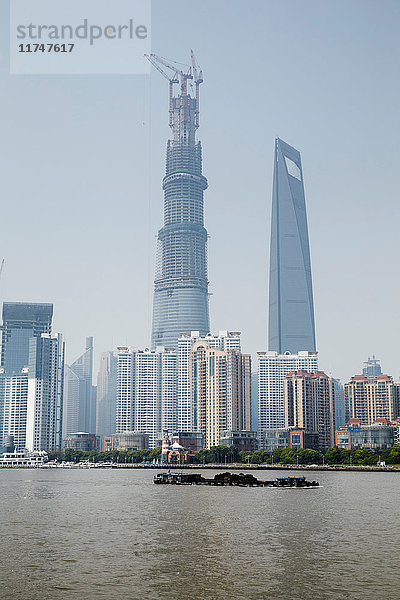 Shanghai Tower und Shanghai World Financial Center  Shanghai  China